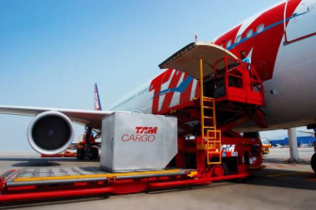 TAM Cargo aumentará oferta de voos cargueiros 