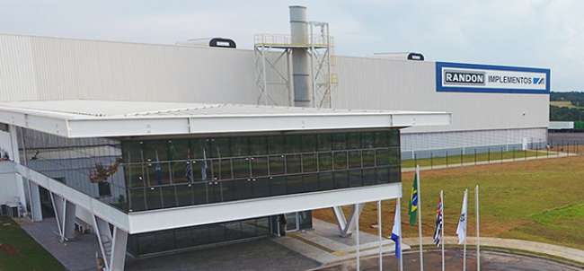 Randon inaugura fábrica no interior de São Paulo