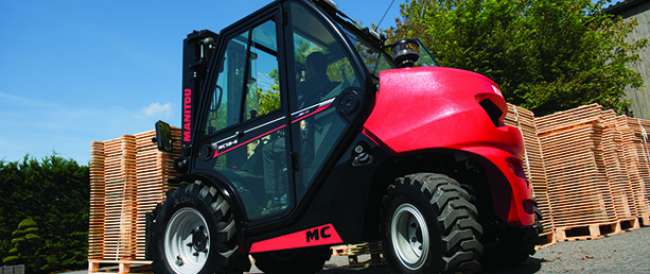 Manitou apresenta dois modelos de empilhadeiras