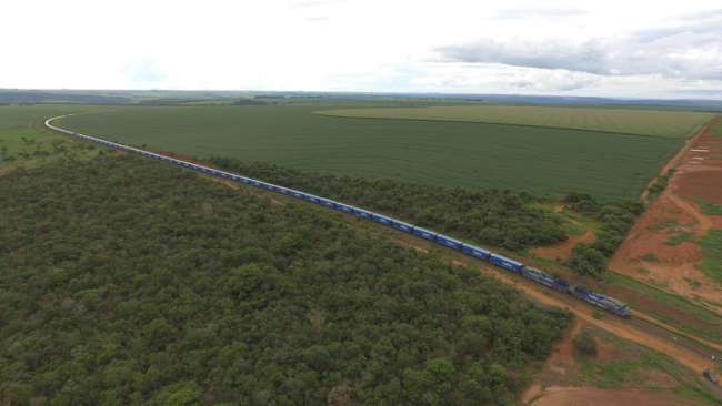 Rumo completa um ano do projeto com trens de 120 vagões 