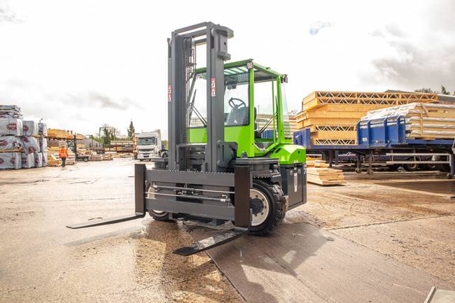 Equipamento da Combilift recebe Prêmio Italiano de Terminal e Logística