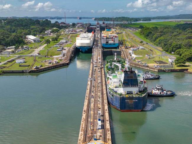 Sequía en el Canal de Panamá y reducción del tráfico de barcos altera la dinámica en el mercado global
