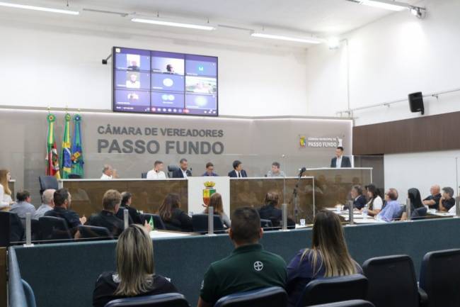 Debate na Câmara de Vereadores aborda colapso da logística reversa de embalagens de agrotóxicos em Passo Fundo (RS)