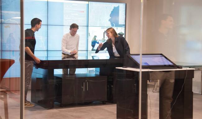 MIT Center for Transportation & Logistics inaugura laboratorio de IA en logística