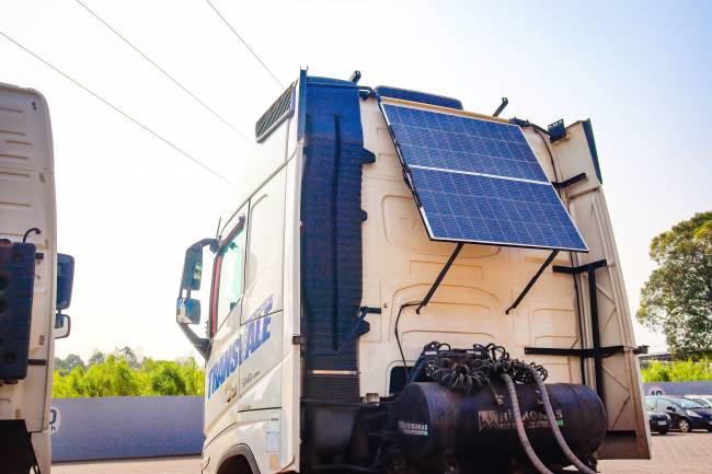 Transvale dobra vida útil de baterias com uso de placas solares