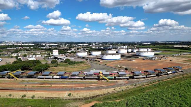 Ultracargo constrói desvio ferroviário para conectar Paulínia (SP) a Rondonópolis (MT)