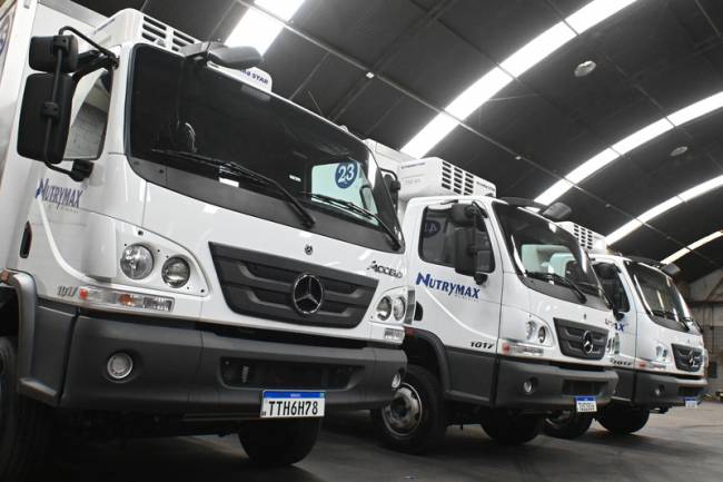 Nutrymax adquire 100 caminhões Mercedes-Benz para distribuição de produtos alimentícios