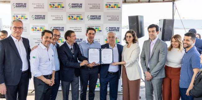 Porto de Santos terá dois novos berços para granéis líquidos