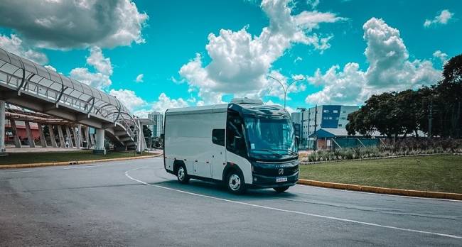 Addiante lança parceria de locação de veículos elétricos com a Arrow