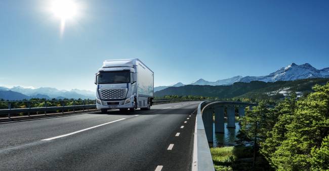 Frota de caminhões a hidrogênio da Hyundai atinge 20 milhões de quilômetros em operações logísticas na Europa