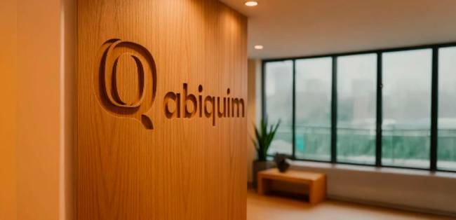 Abiquim critica tarifas dos Estados Unidos sobre produtos brasileiros e pede medidas de mitigação