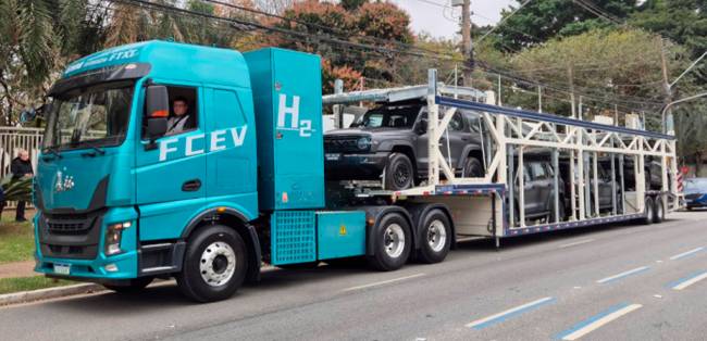 GWM realiza transporte de carga com caminhão a hidrogênio entre USP e Interlagos