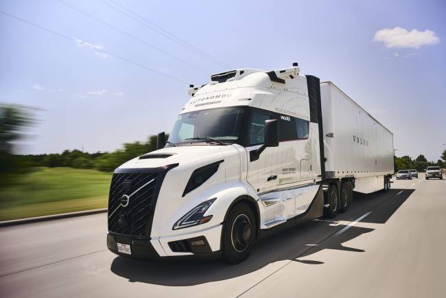 Volvo inicia operação com caminhão autônomo nos EUA