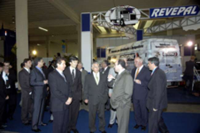 Transportar 2004: evento cresce e gera bons negócios