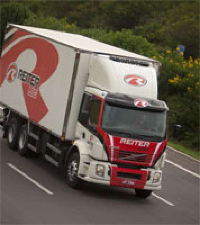 Reiter Log adquire 183 caminhões Volvo VM