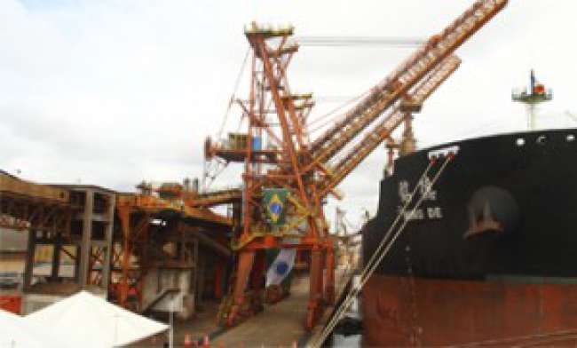 Porto de Paranaguá inaugura novos shiploaders 