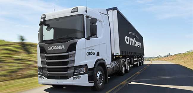 Ambev passa a utilizar caminhões da Scania movidos a gás natural liquefeito