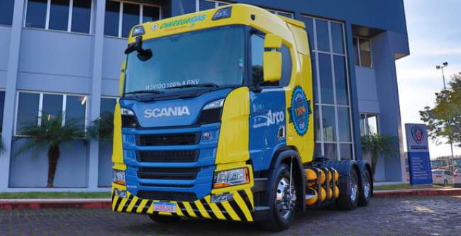 Grupo Charrua adquire seu primeiro caminhão movido a GNV e biometano