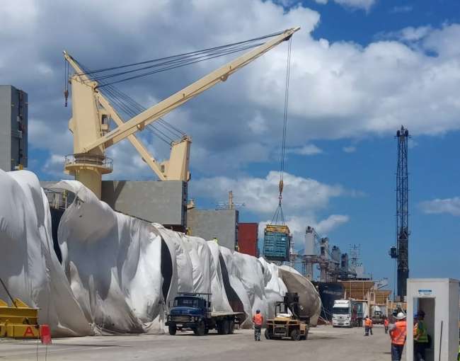 Porto Ponta do Félix realiza a segunda reexportação de fertilizantes