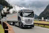 Mercedes-Benz finaliza primeiros testes do protótipo do GenH2 Truck