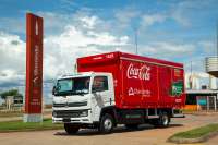 Uberlândia Refrescos adquire 100 novos caminhões e aposta no e-Delivery
