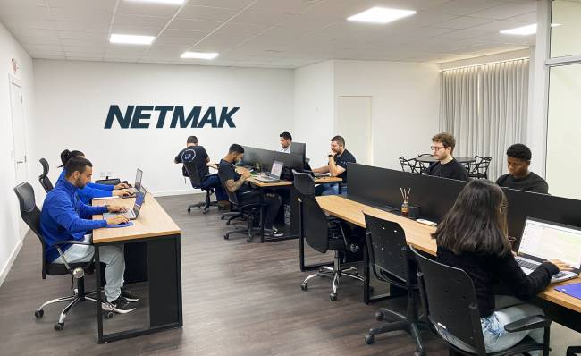 Netmak inaugura filial em Balneário Camboriú (SC); empresa recebeu incentivos fiscais para instalação