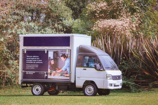 Frete Neutro: Electrolux Group começa a fazer entregas com caminhão movido a energia solar 