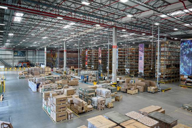 Scania anuncia investimento de R$ 65,7 milhões em centro logístico para distribuição de peças