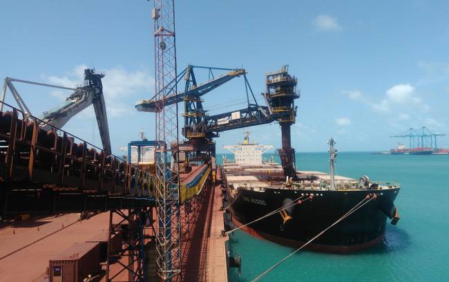 Ferramenta inteligente de embarque e desembarque no Porto do Pecém reduz ociosidade em 62%