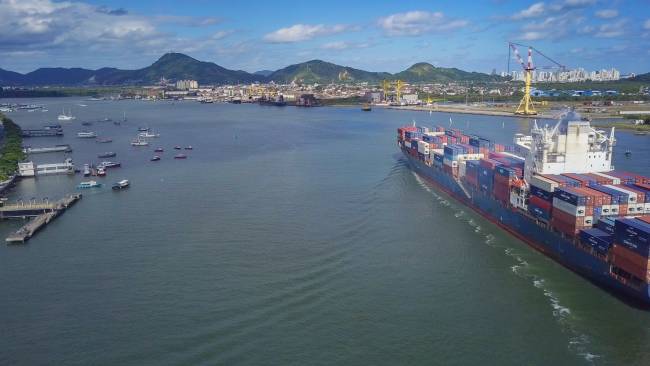 APS inicia estudos com a Unicamp para aprofundamento do canal de navegação do Porto de Santos