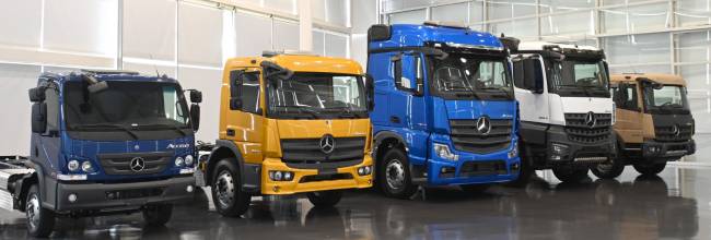 Mercedes-Benz apresenta novidades para sua linha de caminhões 2024 em evento no ABC Paulista