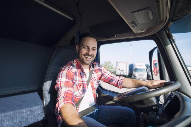 Setor de transporte rodoviário enfrenta desafios para atrair jovens motoristas