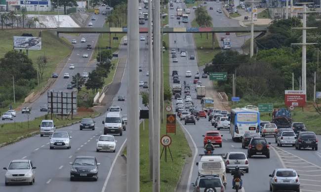 Nova portaria da PRF libera circulação de cargas pesadas nas rodovias federais do Acre durante feriados