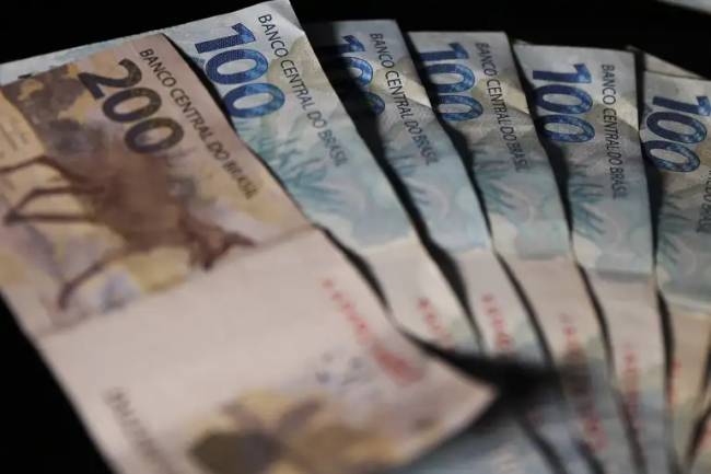 Mercado financeiro reduz previsão de inflação para 5,18% em 2025