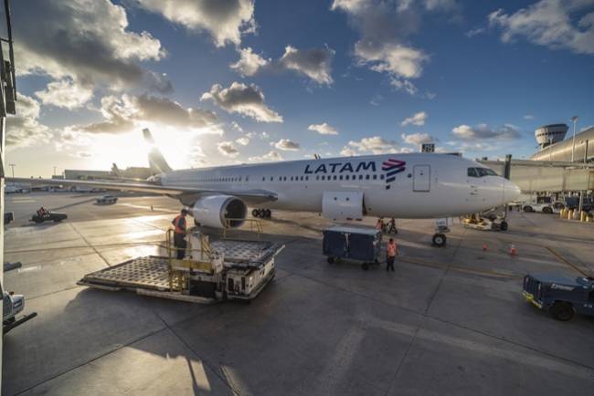 LATAM amplia em 10% capacidade de transporte de cargas em Belém a partir de agosto