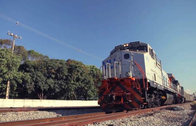 Movimentação de grãos e farelos na VLI atinge recorde no primeiro semestre de 2025