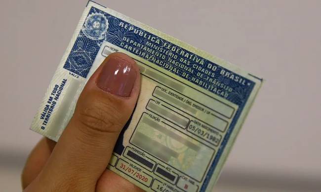 Governo de Sergipe lança programa CNH Caminhoneiro para ampliar qualificação de motoristas