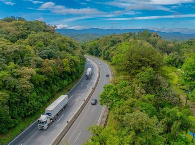 Projeto pretende transformar BR-277 em primeiro corredor logístico sustentável do Brasil 