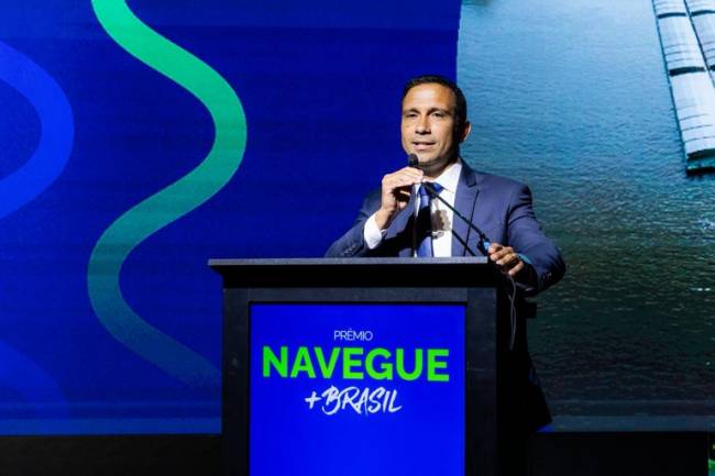 Ministro Silvio Costa Filho nomeia Otto Luiz Burlier como secretário nacional de Hidrovias