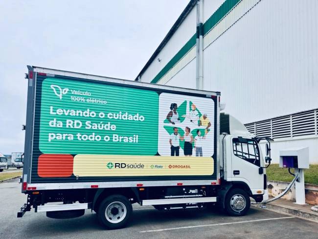 RD Saúde ampliará frota elétrica para 300 veículos até 2030