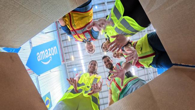 Amazon abre mais de 20 mil vagas temporárias no Brasil para sua maior Black Friday da história