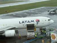 Aeroporto de Navegantes inicia operação do primeiro voo cargueiro internacional