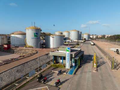 Santos Brasil obtém liberação para operar capacidade total de granéis líquidos no Porto do Itaqui