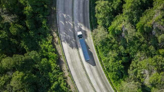 Velox amplia atendimentos e faturamento em 2025 com avanço das ocorrências no transporte rodoviário de cargas