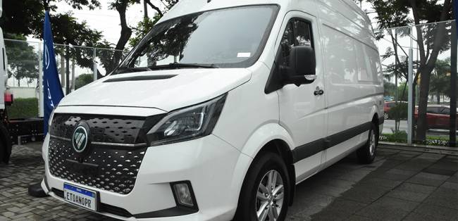 Van elétrica eToano Pro