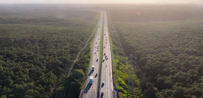 Frete rodoviário registra alta de 0,97% em fevereiro, aponta índice da Frete.com