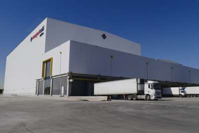 Emergent Cold LatAm inaugura o maior armazém automatizado de alimentos da América Latina