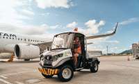 Aeroporto de Florianópolis substitui veículos a combustão por frota elétrica da FEVER e reduz emissões nas operações