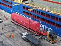 Porto do Açu realiza primeira operação de movimentação de locomotivas para exportação