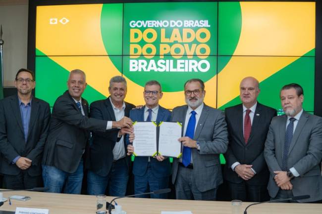 Ministério dos Transportes firma acordos para ceder trechos ferroviários ociosos no Sul e Sudeste